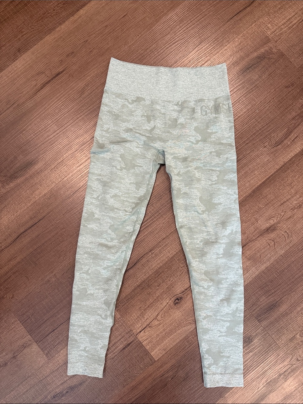 Gymshark Seamless Light Sage Camo Leggings